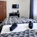 Hotel Central Hotel 3*