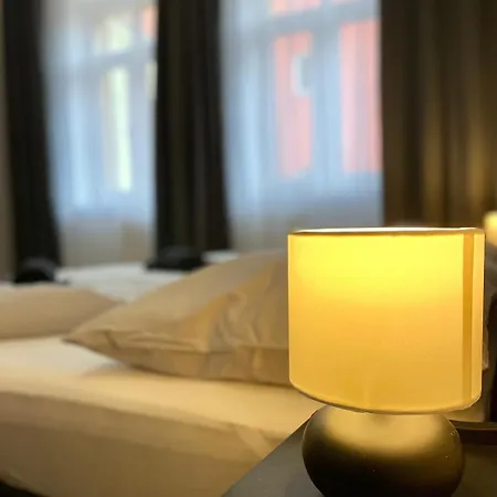 Hotel Central 호텔 오스트라바