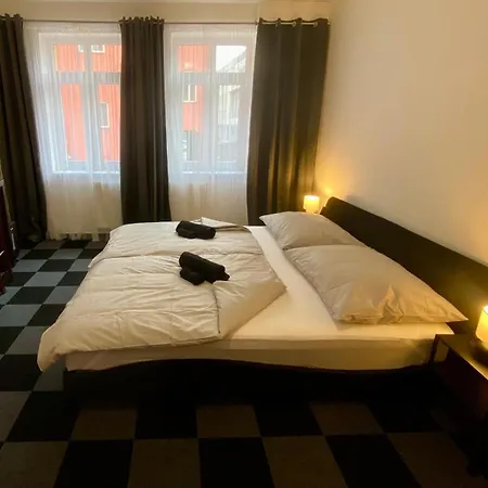 Hotel Central 호텔 오스트라바